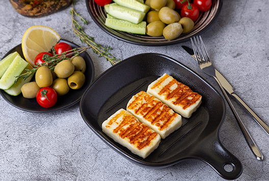 Blog 7 Best Side Dishes to Serve with Halloumi Cheese