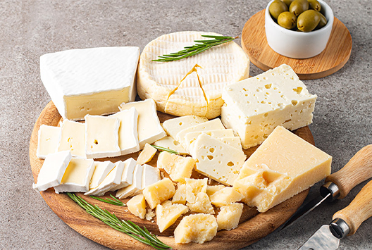 Goat vs. Cow Milk Cheese: What Are the Main Differences?