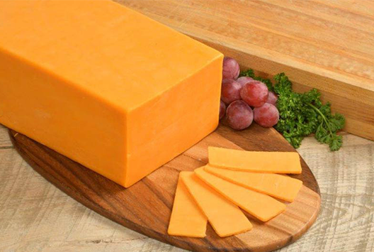 Blog Etiquette Rules to Follow When Serving & Eating Cheddar