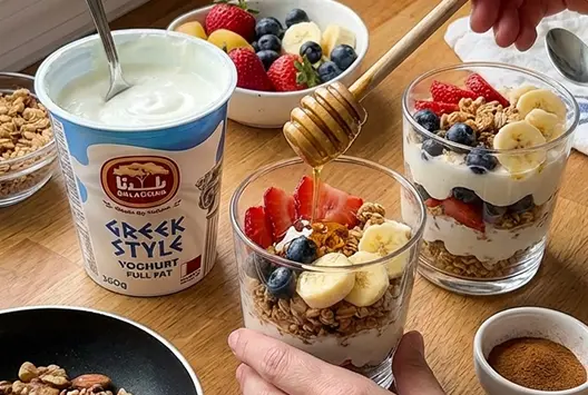 Greek Yogurt Parfait with Honey & Nuts