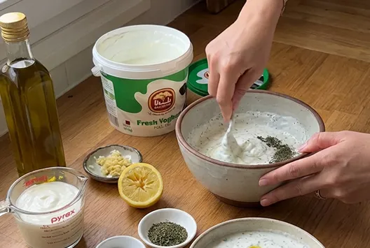 Yogurt Dips with Veggies