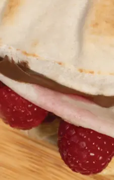 Recipe Tortilla bread with cream cheese, raspberries and banana